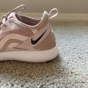 Women's Nike Flex TR 9 'Stone Mauve' - Size 9.5